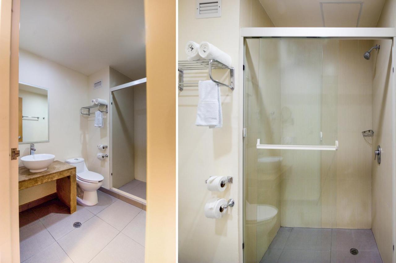 Capital O Hotel Herederos, Piedras Negras 外观 照片