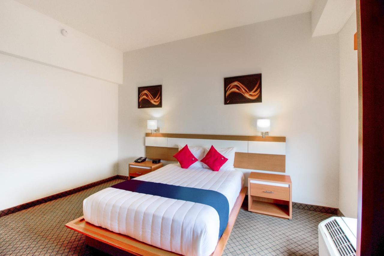 Capital O Hotel Herederos, Piedras Negras 外观 照片