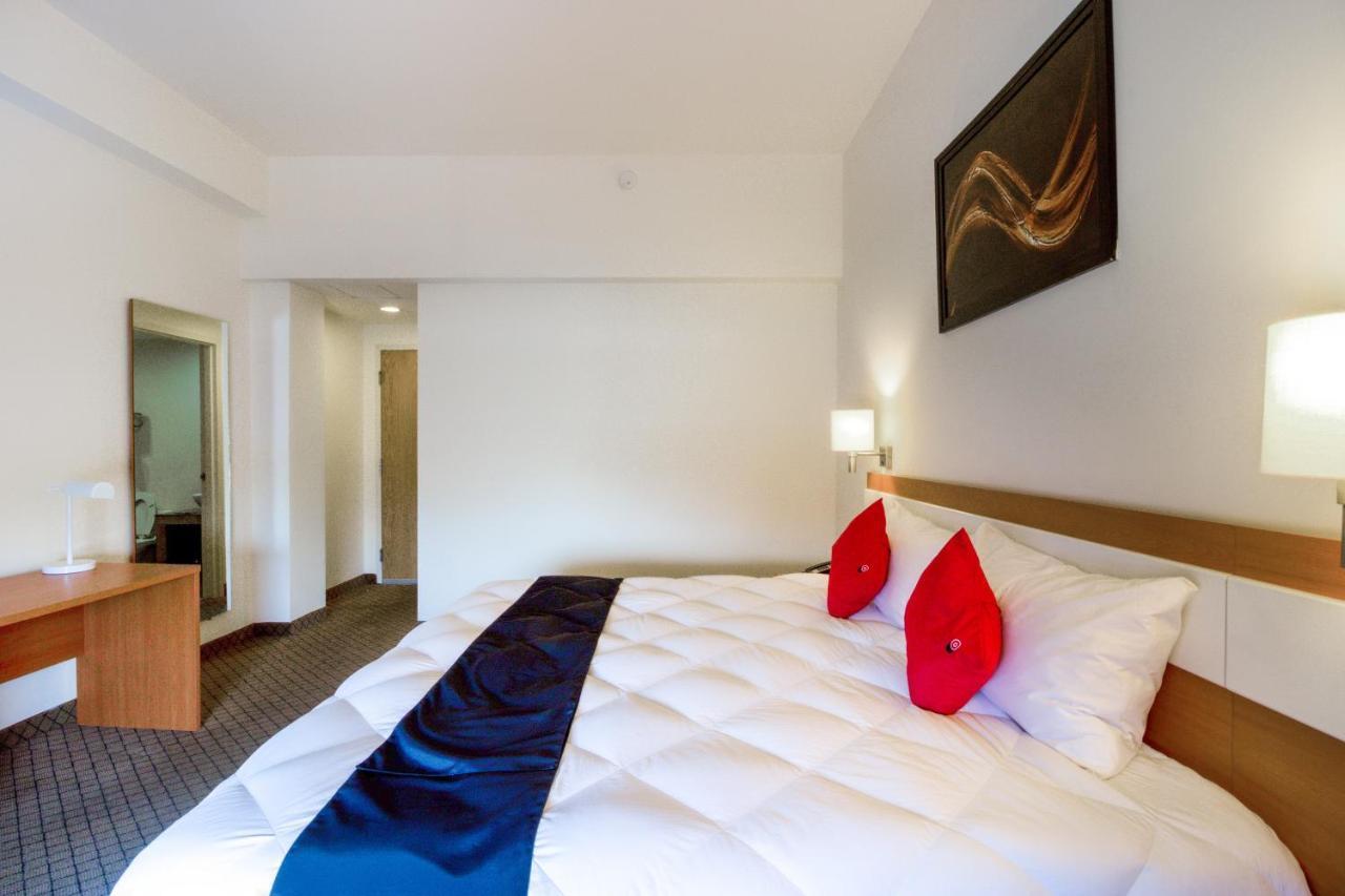 Capital O Hotel Herederos, Piedras Negras 外观 照片