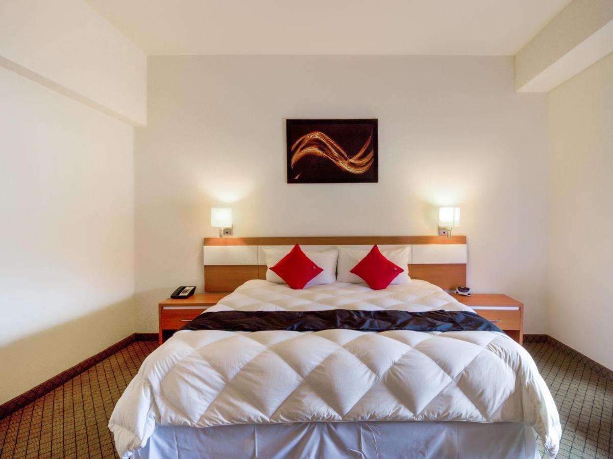 Capital O Hotel Herederos, Piedras Negras 外观 照片