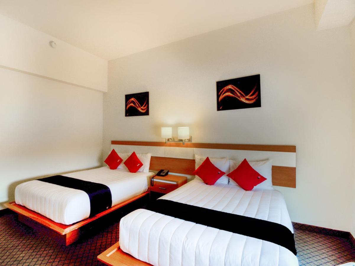 Capital O Hotel Herederos, Piedras Negras 外观 照片
